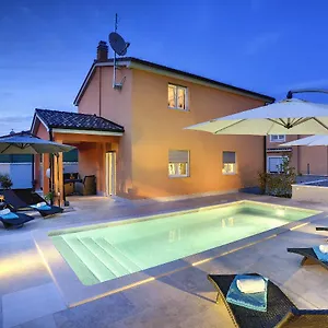 House Vedrana, Jadreski , Pula Kroatien